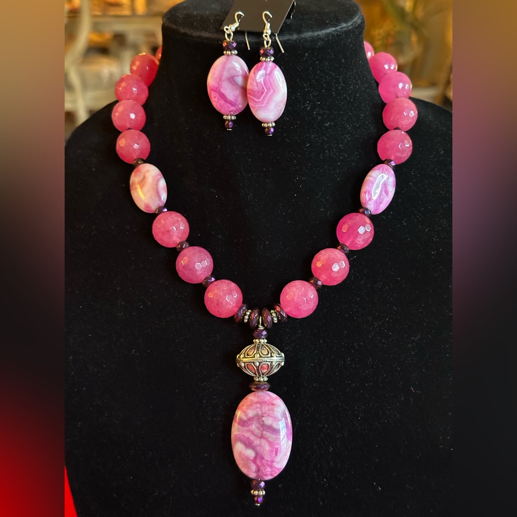 Handcrafted Pink Quartz, Pink Jasper & Purple Hematite Necklace Set.